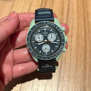 AUTHENTIC NEW swatch x omega moonswatch speedmaster mission to earth